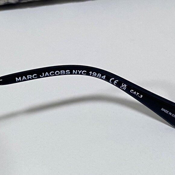 NEW Marc Jacobs Gold Frame Oversized Sunglasses Gradient Lens - Picture 4 of 5